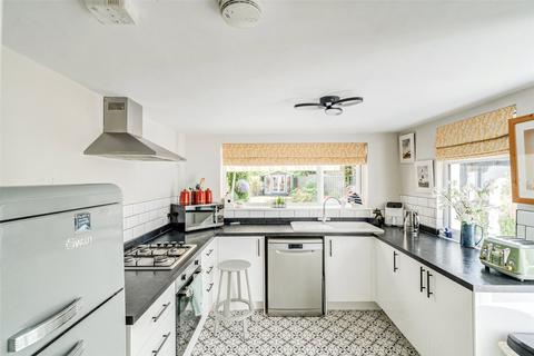 40 Ash Lane, Rustington, Littlehampton, BN16 3BT
