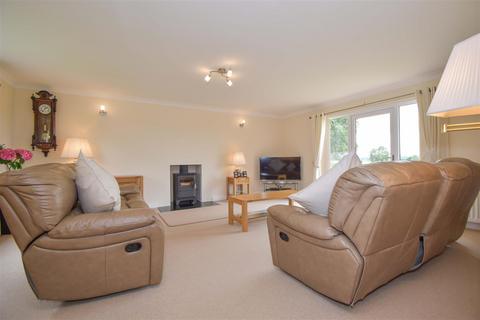 Douglas House Bongate, Appleby-in-westmorland, CA16 6HW