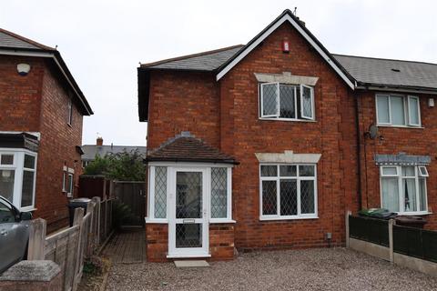 2 bedroom end of terrace house to rent, Dickinson Drive, Walsall