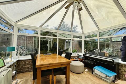 undefined, Canterbury Close, Beverley, HU17 8PS
