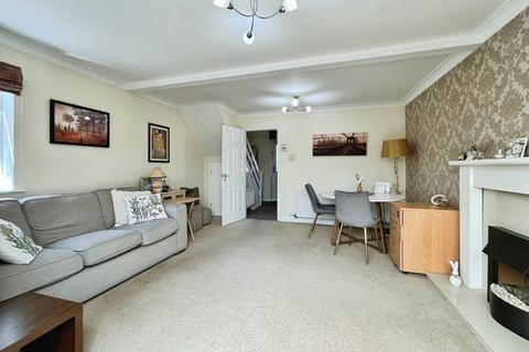 undefined, Canterbury Close, Beverley, HU17 8PS