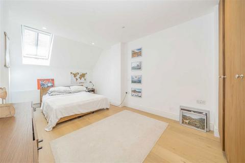 2 bedroom flat for sale, Huddlestone Road, London NW2