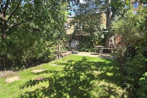 2 bedroom apartment for sale, Eastlake Road, Camberwell, SE5