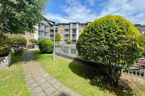 1 bedroom apartment for sale, Coombe Way, FARNBOROUGH GU14