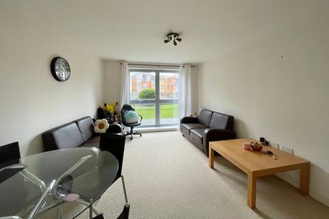 1 bedroom apartment for sale, Coombe Way, FARNBOROUGH GU14