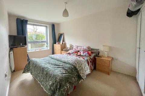 1 bedroom apartment for sale, Coombe Way, FARNBOROUGH GU14