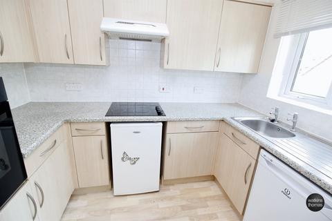 2 bedroom retirement property for sale, Watkins Court, Old Mill Close, Hereford, HR4
