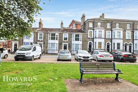 3 bedroom terraced house for sale, St Georges Road, Great Yarmouth