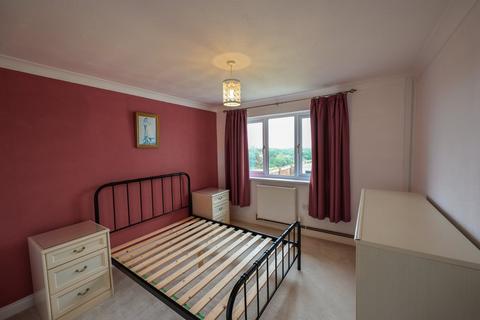 6 Horseshoe Close, Roche, St Austell, PL26 8FD