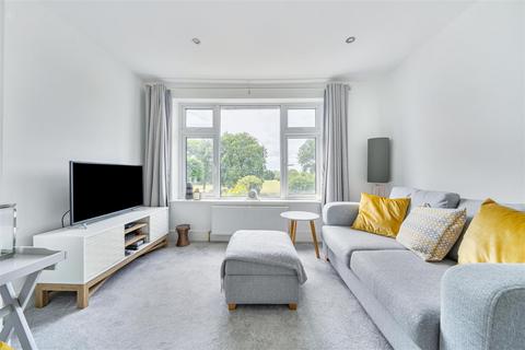 1 bedroom flat for sale, Fotfield Road, Whitchurch