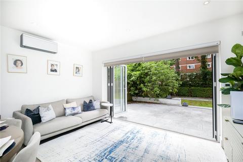 2 Corringway, London, W5 3AA