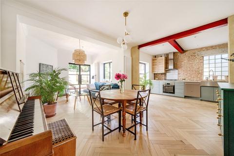 undefined, The Underwood, Eltham