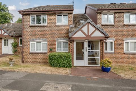 Acorn Drive, Berkshire RG40
