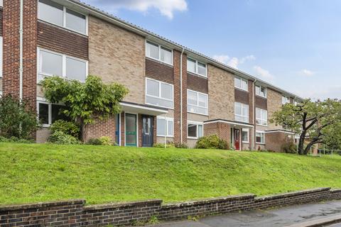 Dove House Close, Wolvercote, North Oxford
