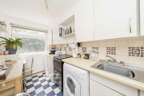 undefined, Harrowdene Gardens, Teddington TW11