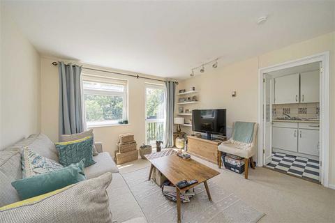 undefined, Harrowdene Gardens, Teddington TW11