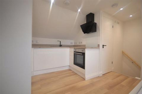 Studio to rent, Elm Park Road, Reading, Berkshire, RG30