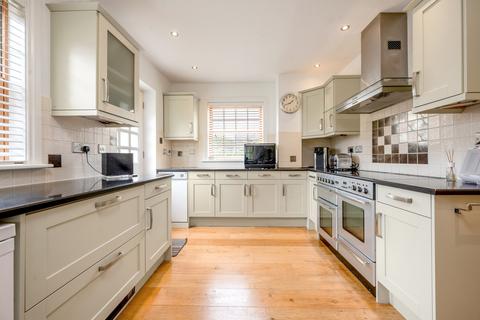 4 bedroom detached house for sale, Waters Edge, Wansford