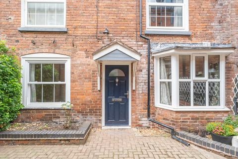 1 bedroom ground floor flat for sale, Tenbury Wells, Worcestershire, WR15 8HZ
