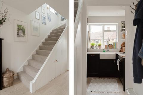 17 Lynn Walk, Reigate, RH2 7NZ