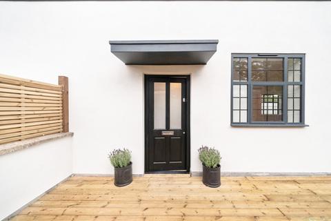 undefined, Kings Road, Kingston Upon Thames KT2