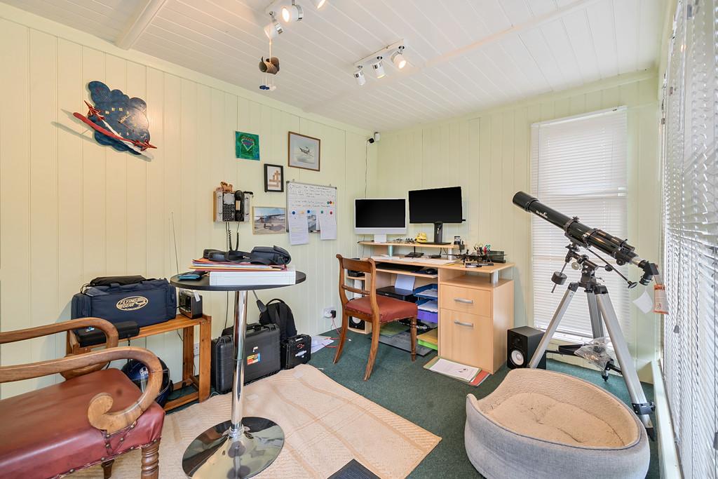 Detached Home Office