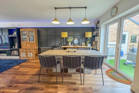 4 Bartlett View, Hockley, SS5 4FX