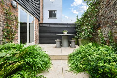 undefined, Meryon Court, Rye, East Sussex TN31 7LY