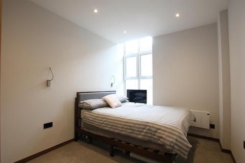 Flat 3, Bridge House, 27 Bridge Street, Leatherhead, KT22 8HE