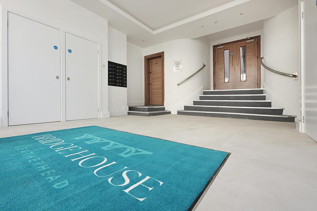 Bridge House3-lobby.jpg