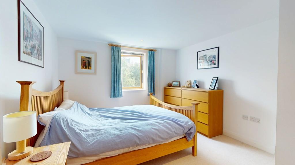 Bedroom 1- Angle 1