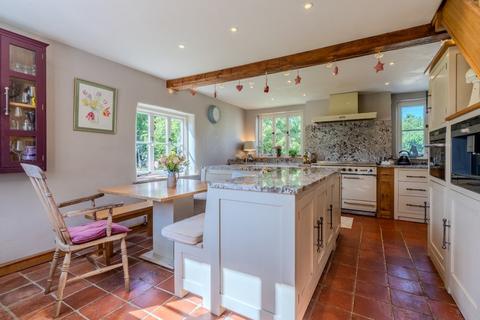 5 bedroom cottage for sale, Hardingham, Norwich