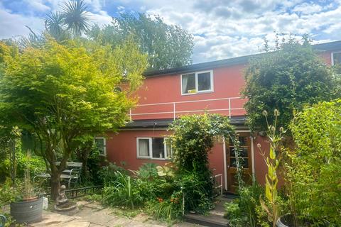 4 bedroom property for sale, Taggs Island, Hampton