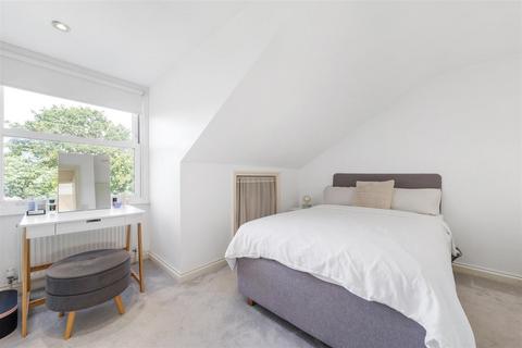 2 bedroom flat for sale, Knights Hill, West Norwood, SE27