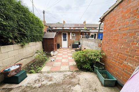 3 bedroom end of terrace house for sale, Western Road, Southall
