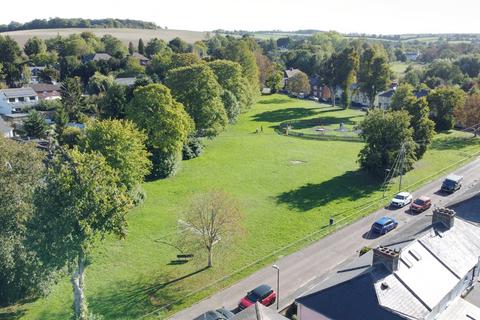4 bedroom semi-detached house for sale, Oliver Crescent, Farningham, Kent, DA4