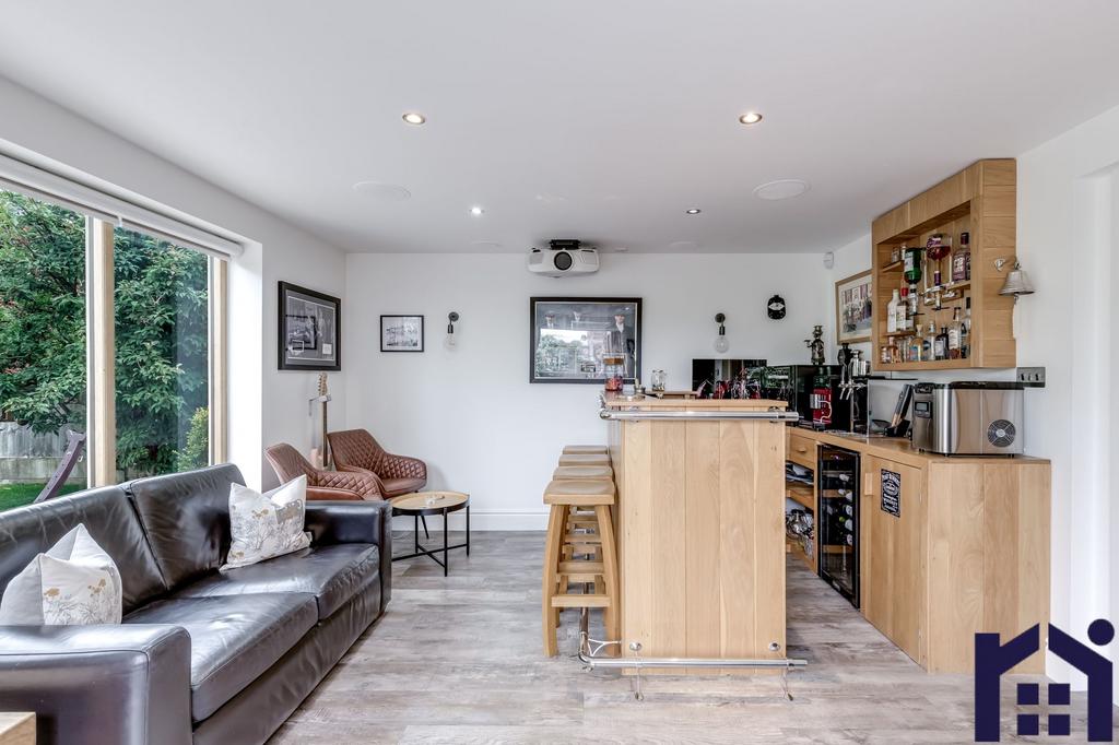 Snug/cinema room
