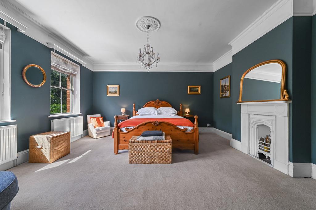 PT-FC(COL)-The Old Red House-8