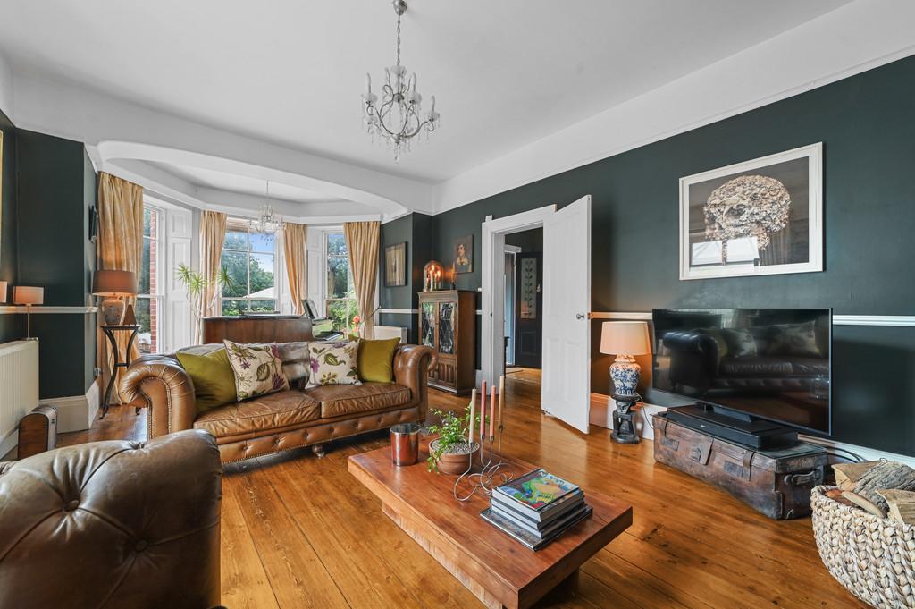 PT-FC(COL)-The Old Red House-16