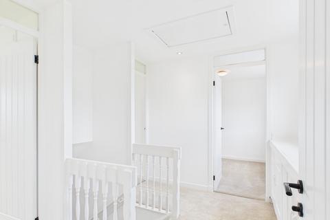 70 Bannachra Crescent, Alexandria, G83 0LQ