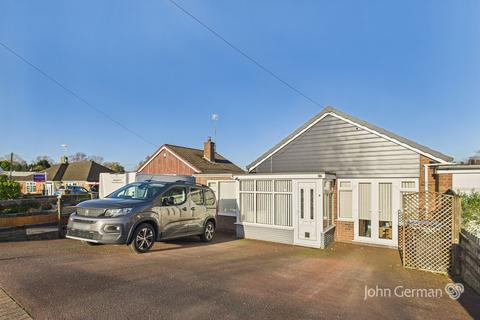 Meadow Way, Tean