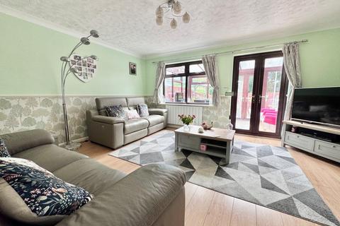 undefined, Underwood, Folkestone CT18