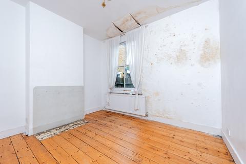 80 Dundonald Road, London, SW19 3PN