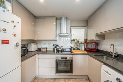 undefined, Bedfont Lane, Feltham TW13