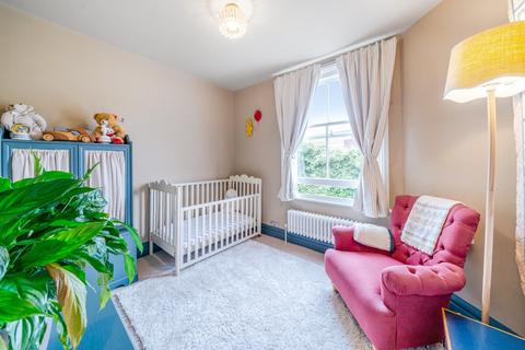 11 Blenheim Gardens, London, SW2 5EU