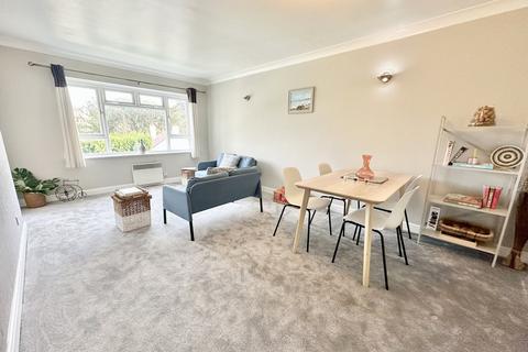 2 bedroom apartment for sale, Chine Crescent Road, Westcliff, Bournemouth, BH2