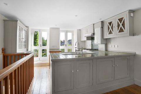 undefined, Kings Head Court, Chipping Norton, Oxfordshire, OX7