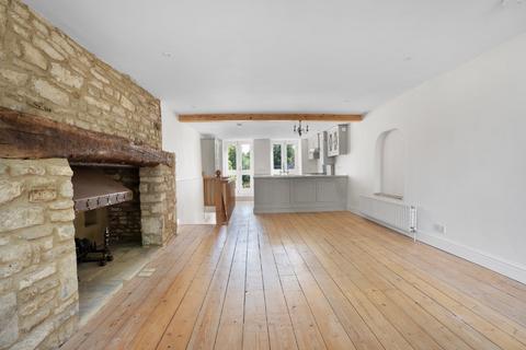 undefined, Kings Head Court, Chipping Norton, Oxfordshire, OX7