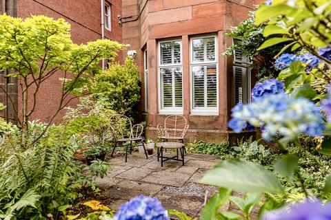 2 bedroom apartment to rent, Woodcroft Avenue, Glasgow