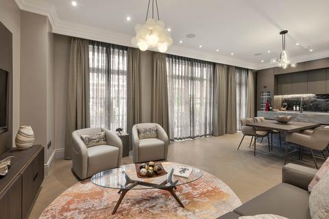 7 bedroom terraced house for sale, Gloucester Square, Hyde Park, London